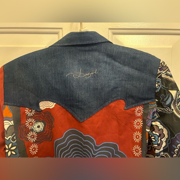 💙Desigual Patchwork Boho Western Embroidered Button-Down Shirt - Size M  2016 - Picture 9 of 16